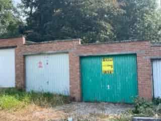 Garagebox te Koop Courcelles