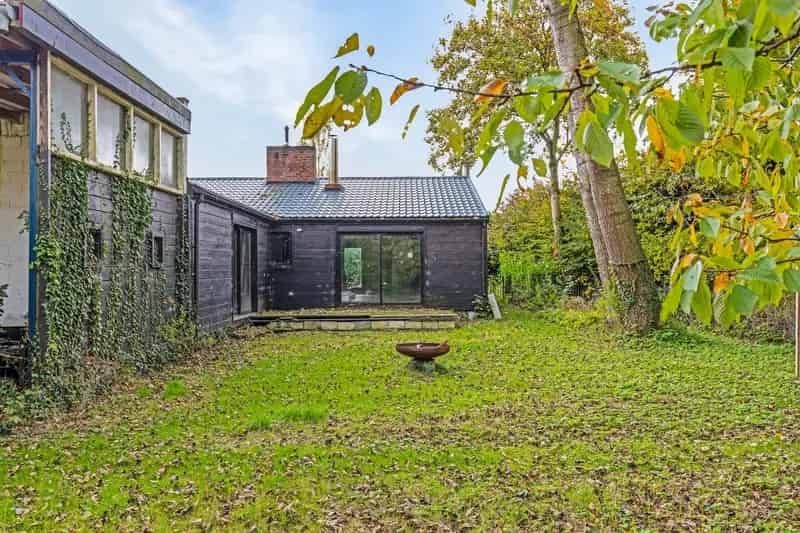 Huis te koop Drongen: Landelijke woning met 3 slaapkamers en garage