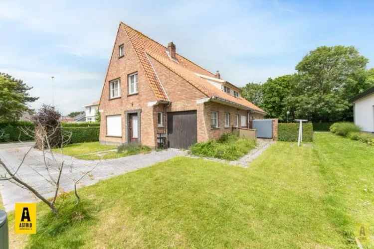 Ontdek deze charmante woning in het hart van Bredene!