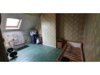 Duplex 4-5 slaapkamers Molenbeek te renoveren