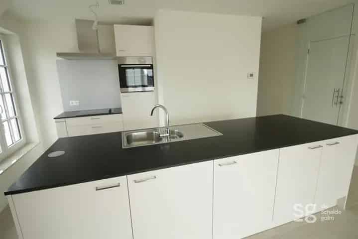 Appartement te Huur De Pinte Nabij Centrum en Station
