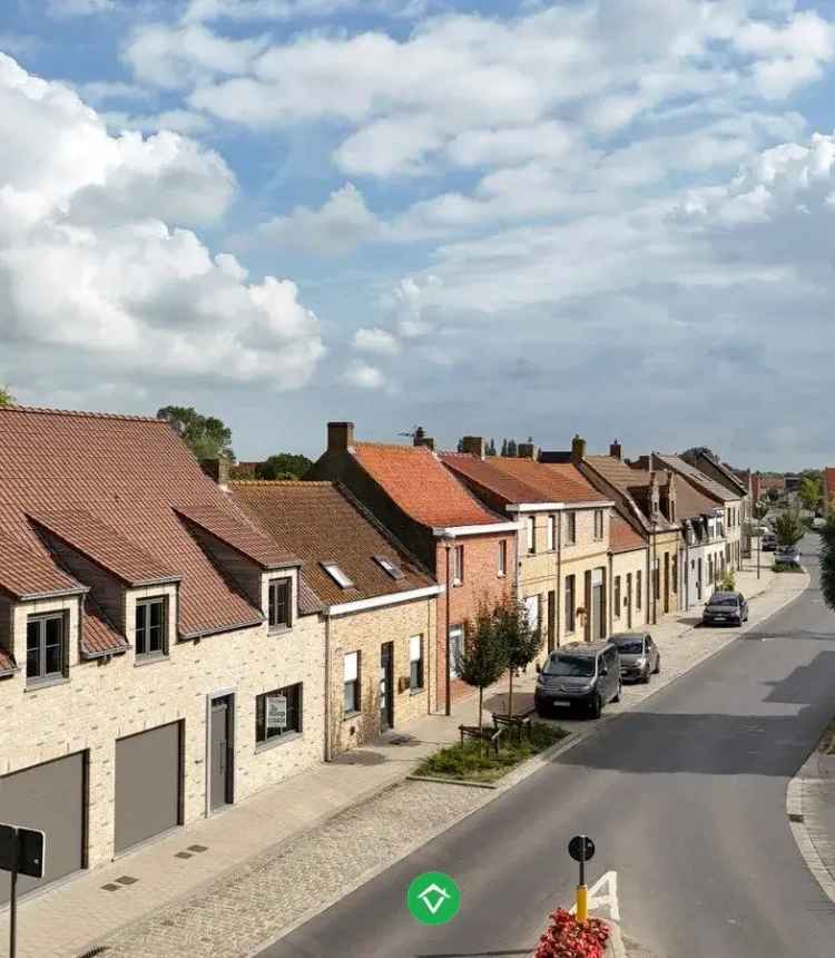 Nieuwbouwwoning met 3 slaapkamers te Houtem