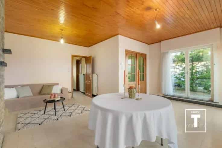 Huis Te Koop Heusden Melle: 3 slaapkamers, garage, te renoveren
