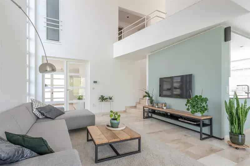 Huis te koop Riemst: Lichtrijke woning met tuin
