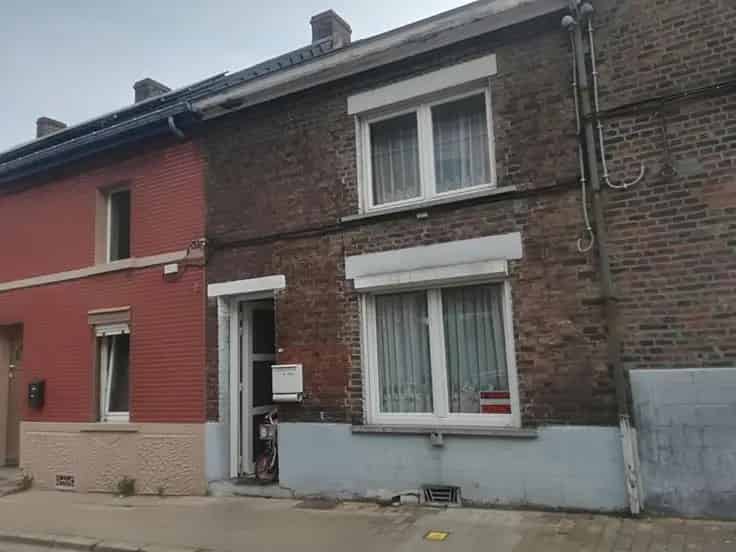 Te renoveren huis Quaregnon 2 slaapkamers
