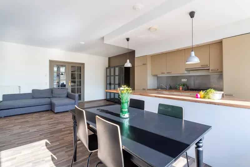 Tof appartement te renoveren Merksem 2 slaapkamers terras