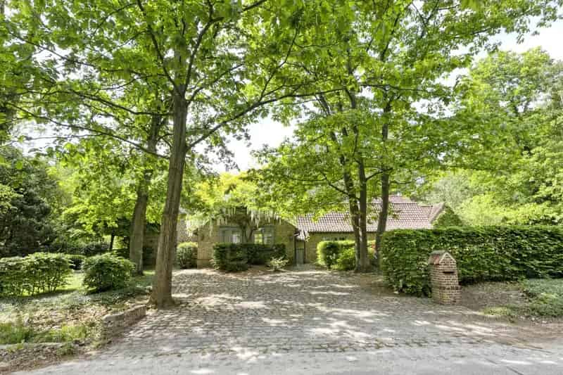 Huis te huur Tremelo: Exclusieve villa met parktuin