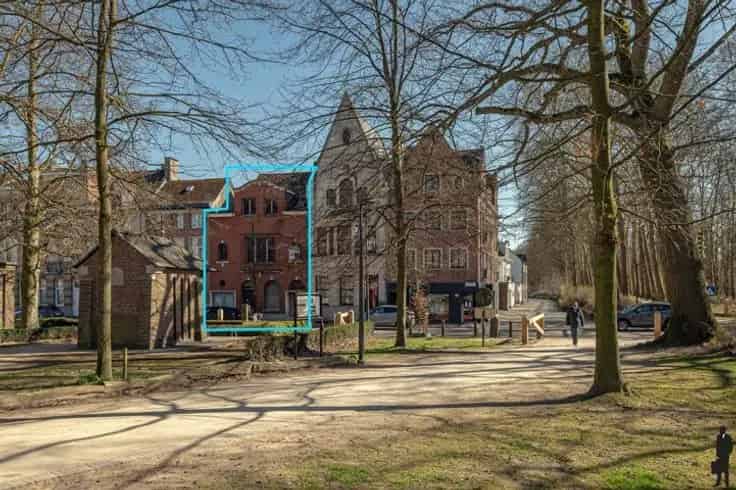 Te renoveren woning 4 slpk grote tuin Lier