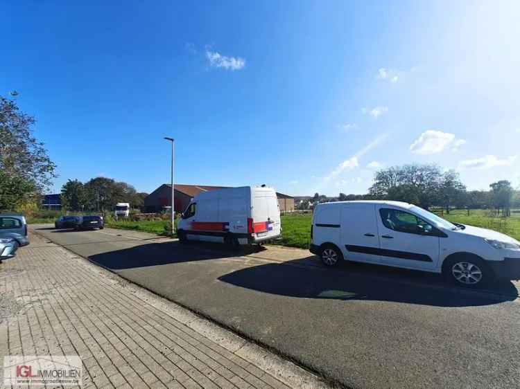 Bouwgrond van 2a13ca te koop in Sint-Pieters-Leeuw