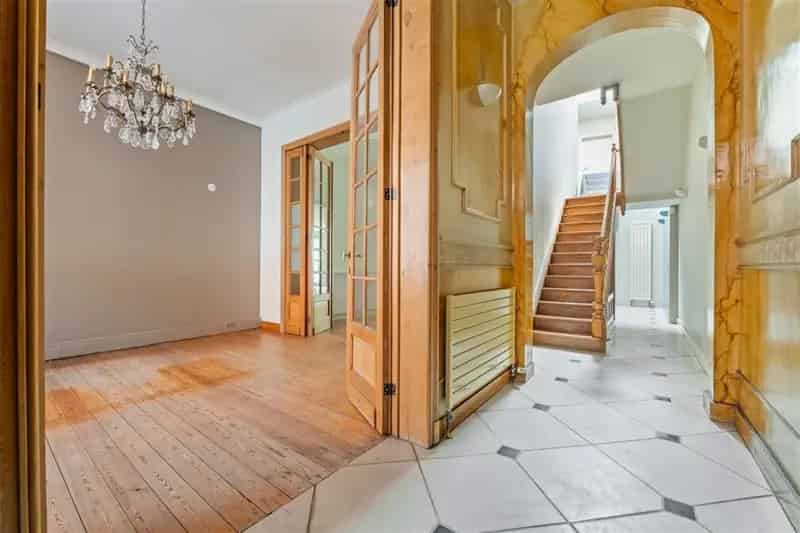 Prachtig Herenhuis Sint Truiden