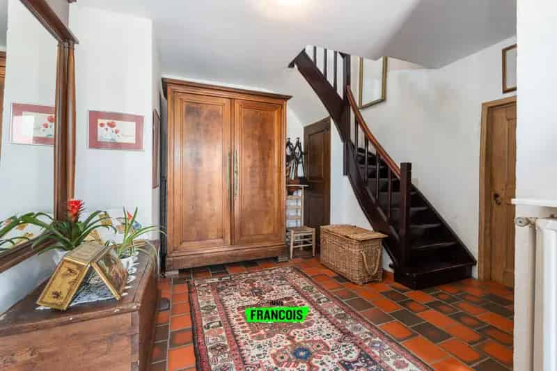 Landelijke Woning met Handelspand te Zuienkerke