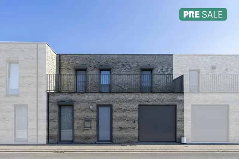 Huis te koop Stasegem 3 slaapkamers tuin garage E12