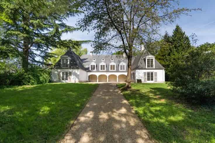 Huis Te Koop Ukkel 10 slaapkamers Wellness
