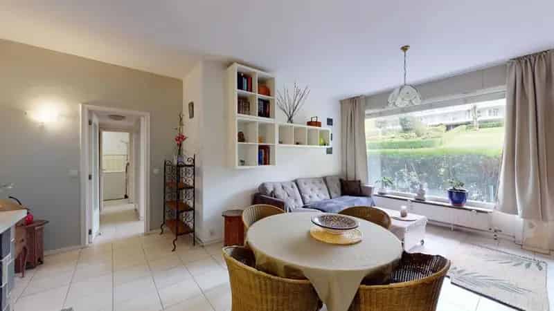 Appartement 77m² Woluwe-Saint-Pierre Rez-de-chaussée Terrasse Jardin