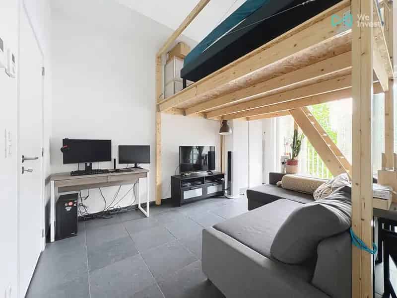 Studio te koop Evere met terras en parking