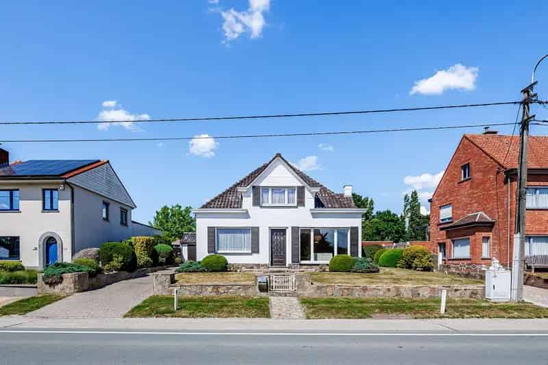 Ruime gezinswoning 5 slaapkamers garage