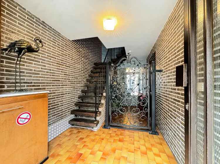 Appartementen te Koop Gent: Opbrengsteigendom met 3 Appartementen