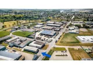 Kantoor te koop Vise - Ruim multifunctioneel gebouw 569m²