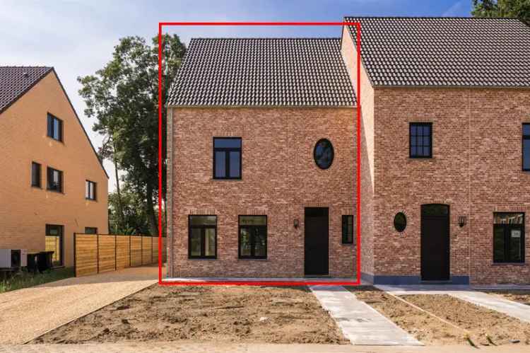 HALFOPEN NIEUWBOUWWONING OP TOPLOCATIE IN TREMELO