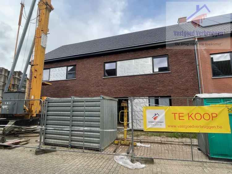 Centraal gelegen nieuw te bouwen woning in Denderleeuw - halfopen bebouwing