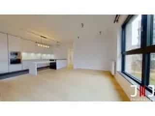 Appartement te Huur Elsene 2 slaapkamers Balkon Parkeerplaats