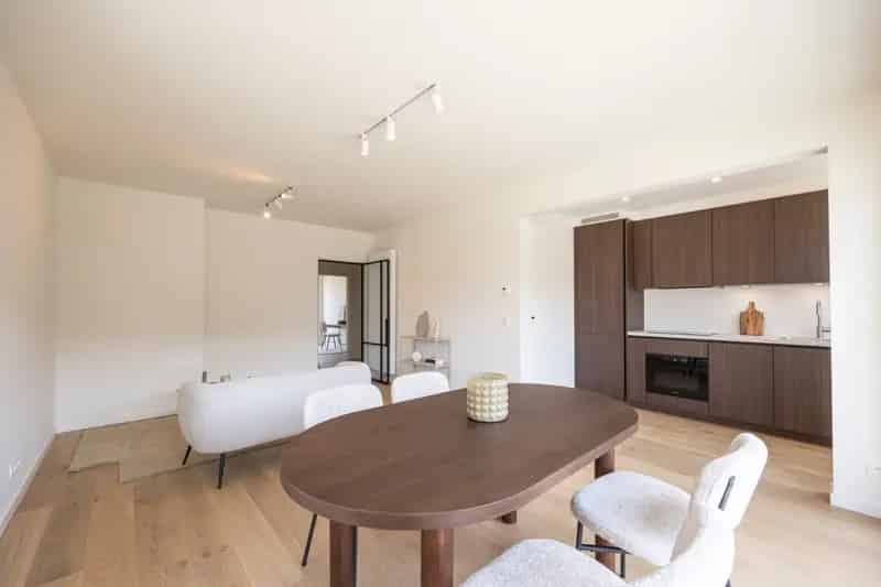 Gerenoveerd Appartement 2 slaapkamers Kapellen