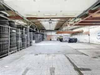 Industrie te koop Koekelberg Magazijn 420m² Parkeerplaatsen