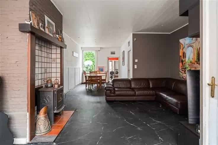 Huis Te Koop Hemiksem: Ruime gezinswoning 4 slaapkamers