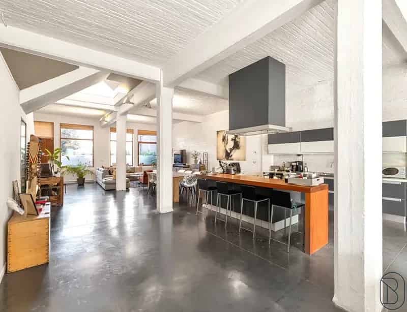 Industriële Loft 285m² Ronse - Charme, Zonnepanelen, Mancave