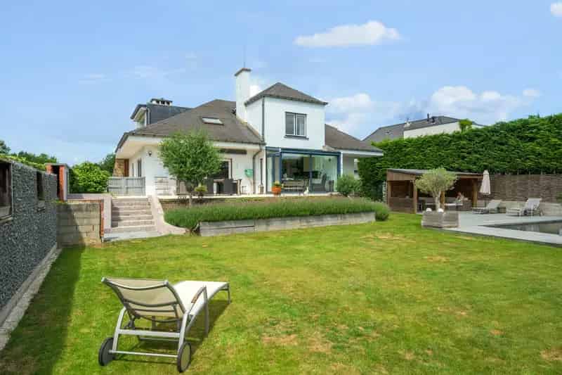 Statige Villa 6 Slaapkamers Tuin Loods