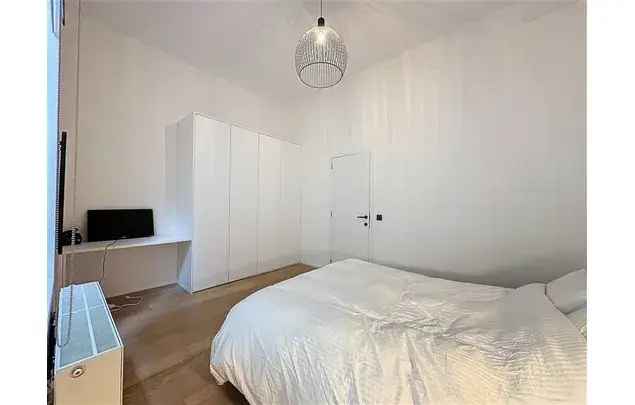 Huur 1 slaapkamer appartement van 64 m² in Brussels