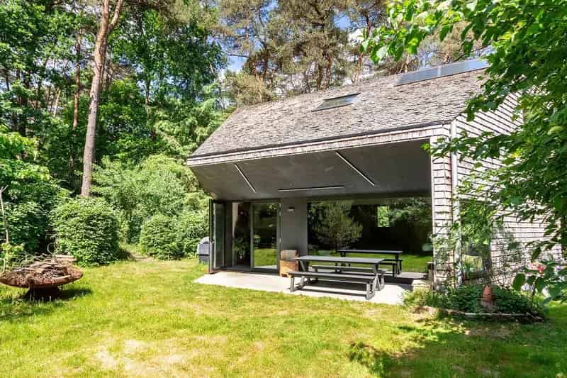 Architectenwoning Schilde: 160m², 2 slaapkamers, E-peil 35