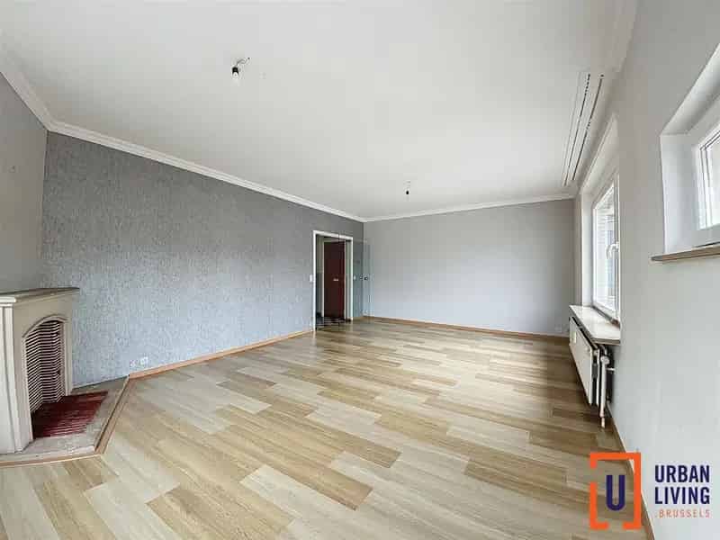 Appartement te koop Ernest Salulaan