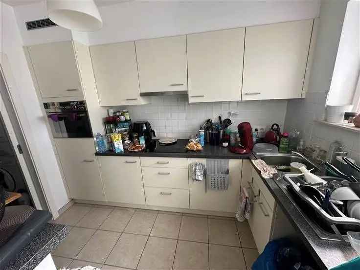 Te koop modern appartement in Molenbeek met 2 slaapkamers