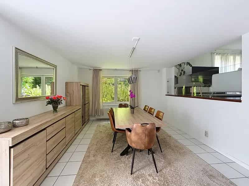 Ruime Moderne Villa te Huur Jezus-Eik