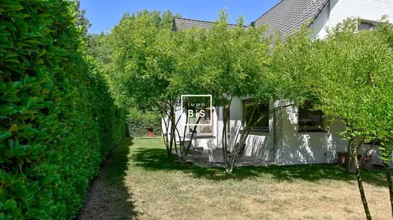 Huis te Koop Knokke: Gerenoveerde Villa met Tuin