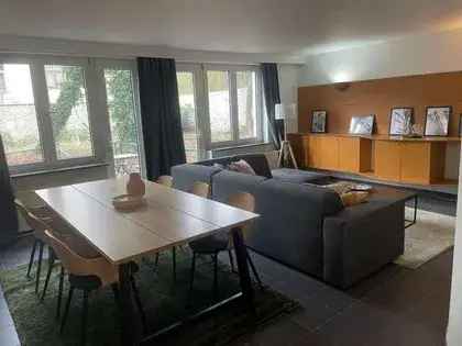 Gemeubileerd appartement 2 slaapkamers Rue Royale