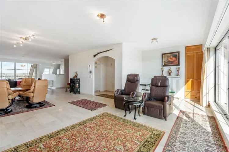 Appartement te koop Blankenberge: Ruim 182m2 met Zezicht en Terrassen
