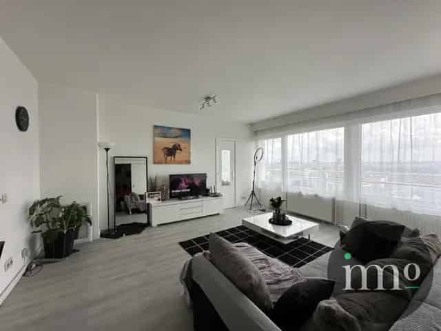 Studio te Koop Molenbeek-Sint-Jean - Gerenoveerd met Terras