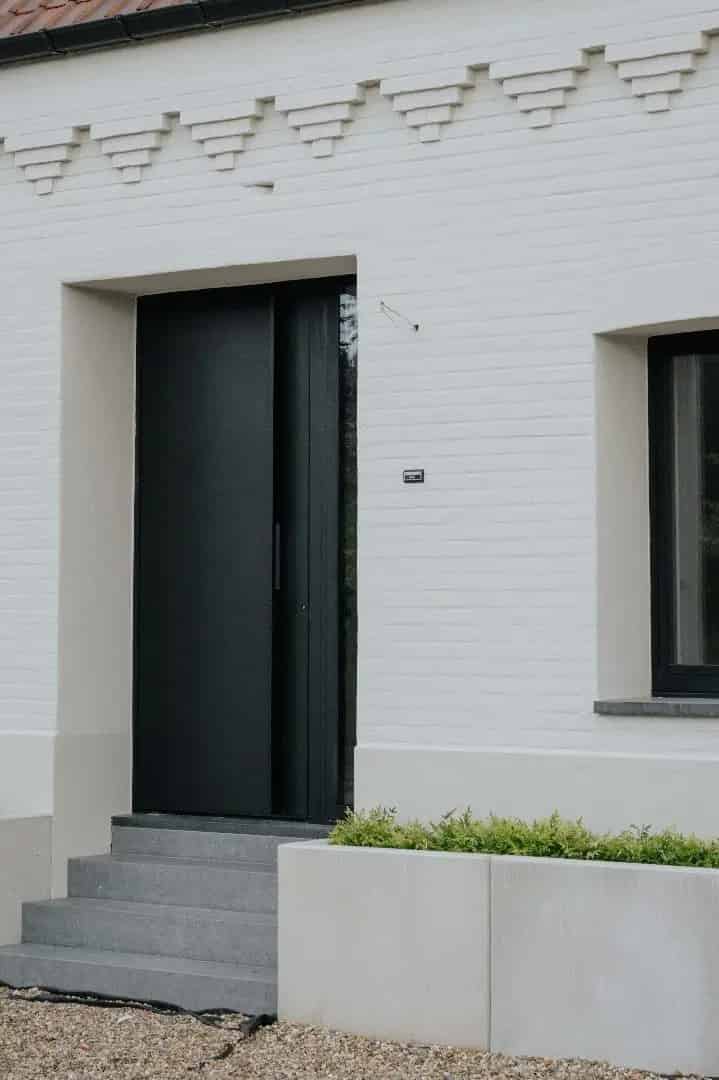 Hoogwaardig, volledig afgewerkte nieuwbouwwoning in authentieke hoeve op een perceel van 12a27ca!