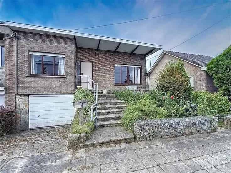 Bungalow 3 Facades Grace Hollogne Jardin Garage Photovoltaique