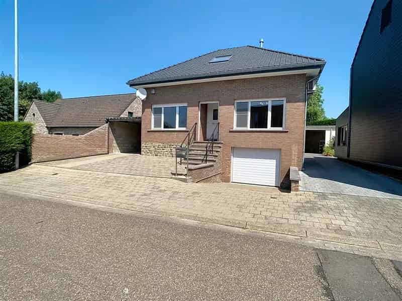 Gezellige woning 2 slaapkamers terras garage 2a 77ca