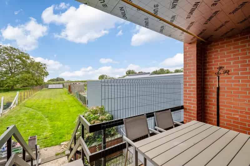 Gerenoveerde Bel-Etage woning te koop met tuin