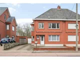 Huis te koop Zichem - Renovatieproject met tuin en garage