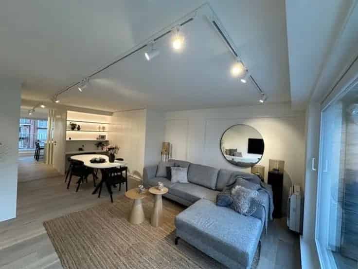 Duplex Te Koop Gent: Gerenoveerd Penthouse met Terrassen