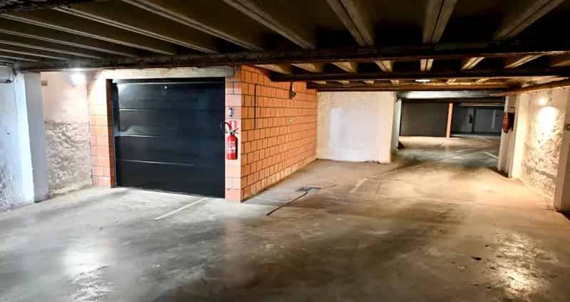 Garagebox te koop Oostende Centrum