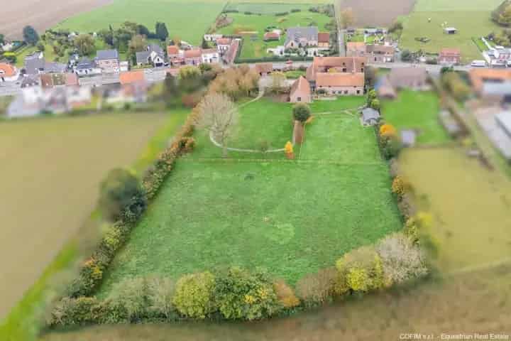 Villa te koop Templeuve - 1 hectare grond