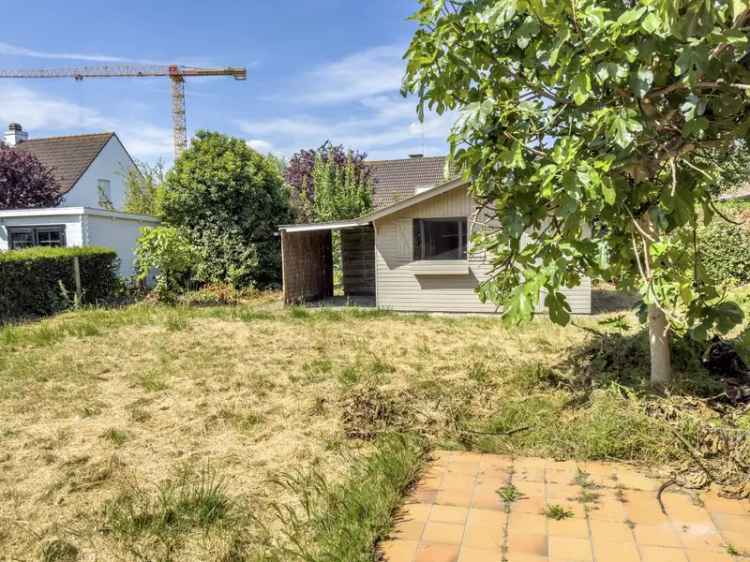 Te renoveren huis met polderzicht vlakbij Knokke centrum