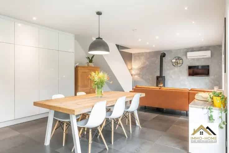 Huis Te Koop: Instapklare woning met privacy en tuin