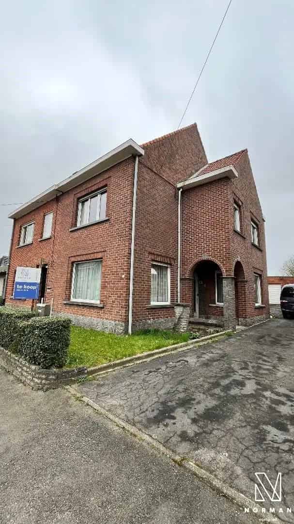 Sterke woning 5 kamers 2 garages 473m²